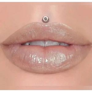 Jeffree Star Gloss voll bezahlt - Bild 1 von 1