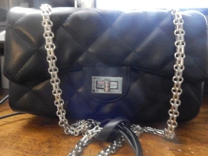 CATHERINE MALANDRINO LONDON SCHULTERTASCHE MIT KETTE SCHWARZ - Bild 1 von 5