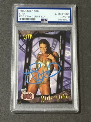 LITA 2002 FLEER WWE 绝对 DIVAS 签名亲笔签名卡 PSA/DNA 认证 — 第 1/2 张图片