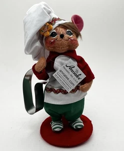 Neu mit Etikett Annalee 2008 Weihnachten Koch Maus 6" groß hält Ausstecher - Bild 1 von 2