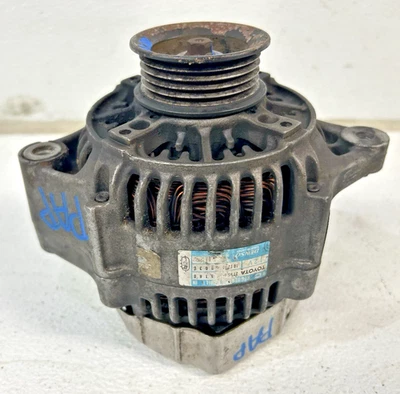 2000-2004 Toyota Tacoma 4 cylinder alternator 2RZFE 3RZFE 27060-75160 OEM - Image 1 of 4