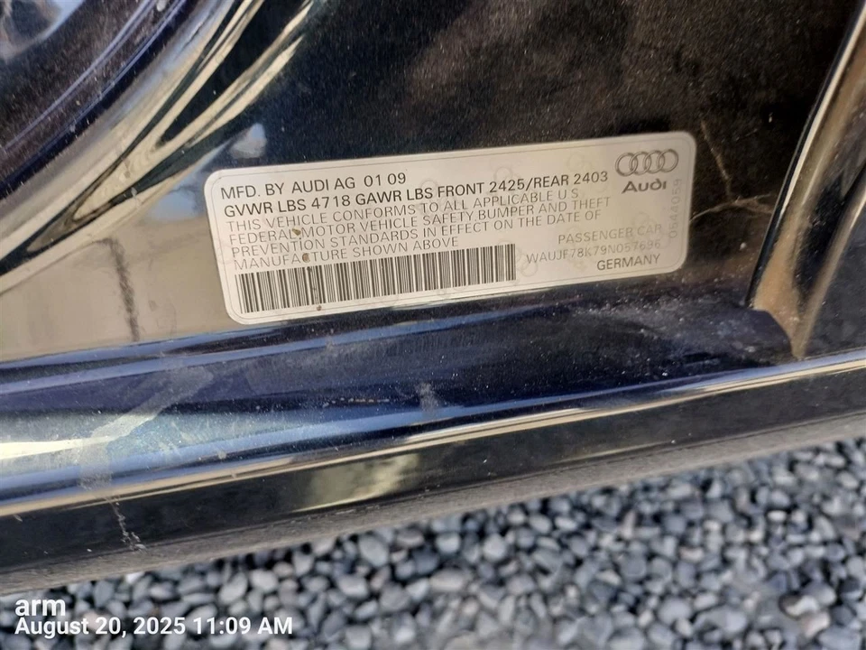 Bote de vapor de combustible A4 AUDI 2009 6646405 Foto 1 de 4