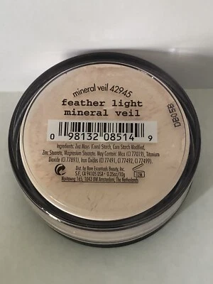bareMinerals  FEATHER LIGHT MINERAL VEIL Finishing Powder 10g  .35 oz FULL SIZE - Image 1 of 3