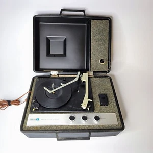 Vintage Philco Ford Modell R-1473 Mobiler Stereo Schallplattenspieler FUNKTIONIERT mit VIDEO - Bild 1 von 10
