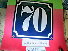 Hausnummer Nr. 70 weisse Zahl auf blauem Hintergrund 14 cm x 14 cm Emaille