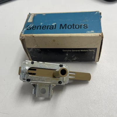 Interruptor de retroceso Chevrolet BOP TH400 1242101 puerta T1 nuevo GM años 70 Foto 1 de 3