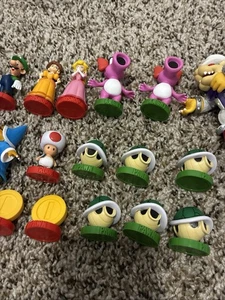Super Mario Chess Replacement Pieces Figures Red Team Set of 19 Nintendo - Picture 1 of 6