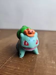 Pokemon BULBASAUR iridescent Battle Figurine 2" Halloween Pumpkin Hat - Picture 1 of 11