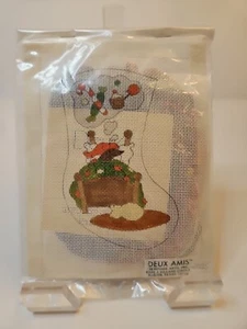 Christmas MINI STOCKING Deux Amis HANDPAINTED NEEDLEPOINT CANVAS w/Yarns #2035 - Picture 1 of 6