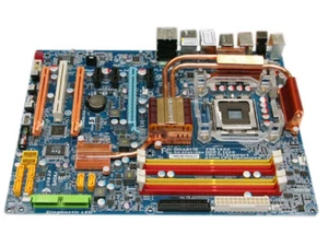 For GIGABYTE EP45-DS4 motherboard P45 LGA775 4*DDR2 16G ATX Tested ok - Picture 1 of 3