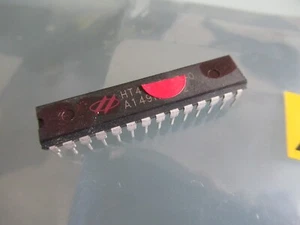 Genuine ARCAM A65/A65+ Programmed HOLTEK 48R30 Controller DIP28 (ref Z900 IC) - Picture 1 of 2