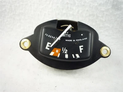 Standard Fuel Gauge 8 10 Smiths FG 6234/09 Eight Ten HP Sunbeam Talbot - Image 1 of 4