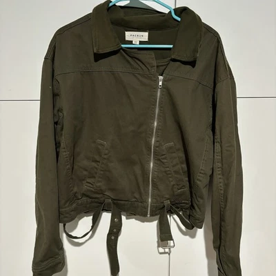 PacSun Women's Jacket Moto Cargo Green Military Buckle Crop Zip M/L Asymmetric - Image 1 of 4