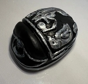 Giesbeton Skarabäus Schwarz Silber 8x5cm HandbemaltEinzelstück Dekoration - Bild 1 von 2