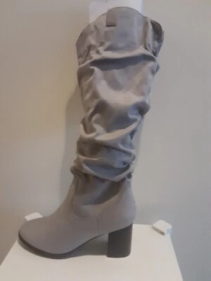 Botas holgadas Aneil para mujer de Brinley Co Zapatos talla 10 Gris Foto 1 de 4