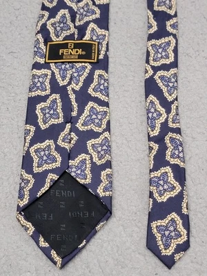 Corbata Fendi para hombre seda púrpura estampado floral hecha en Italia diseñador corbata Foto 1 de 4