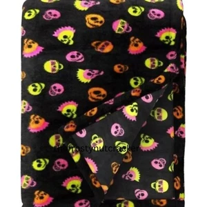 Target Hyde & Eek Target Neon Skull Print Plush Halloween Throw Blanket Retro - Picture 1 of 5