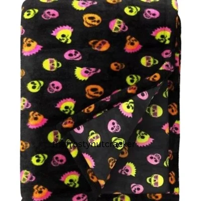 Target Hyde & Eek Target Neon Skull Print Plush Halloween Throw Blanket Retro - Image 1 of 4