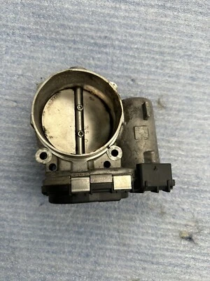 Cuerpo del acelerador para Dodge Durango Ram Jeep Chrysler 3.OL 3.6L 5184349AE Foto 1 de 4