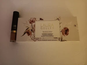LAURA GELLER 14 Eye Shadow Set & LAURA GELLER PREP-N-GO LIP SCRUB & TINT DUO in - Picture 1 of 5