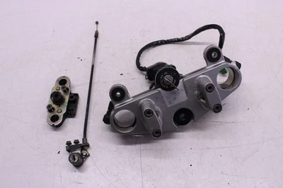 1992 SUZUKI GS500E OEM ЗАМОК ЗАЖИГАНИЯ С ВЕРХНИМ ДЕРЕВОМ КЛЮЧЕВОГО СИДЕНЬЯ ДЛЯ КРЕПЛЕНИЯ   - Изображение 1 из 4