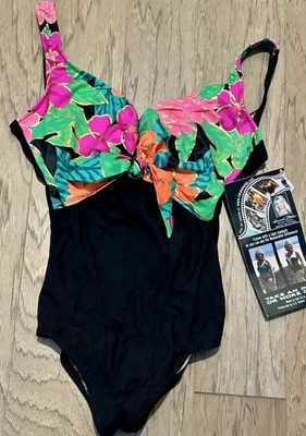 Traje de baño ajustado vintage Carol Wior negro/floral 1 pieza talla 8 con aros nuevo con etiquetas Foto 1 de 4