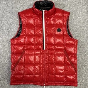 Moncler Denain Gilet Red Size 5 L/XL 100% Authentic - Picture 1 of 14