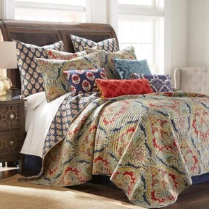 LEVTEX HOME Reversible Cotton King/Cal King Quilt Set Multicolor Damask Pattern - Picture 1 of 4
