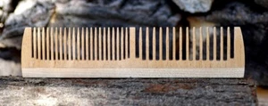 Kamm Holz mit 2 verschiedenen Zahnkämmen Frisierkamm Haarkamm Bartkamm Frisur - Bild 1 von 3