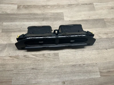 TOYOTA PRIUS C 12-14 SALPICADERO TABLERO CENTRAL AIRE ACONDICIONADO REJILLA VENTILACIÓN Foto 1 de 4