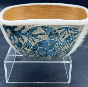 Valentín López Cerámica Nicaragüense Diseño Grabado Cuenco Tortuga Marina, Colibrí - Imagen 1 de 15