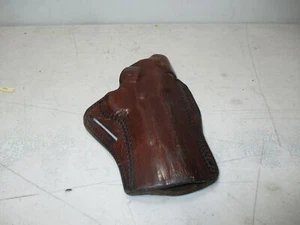 h196) DeSantis #45 Brown Leather RH Draw Holster Fits 45 Auto - Picture 1 of 6