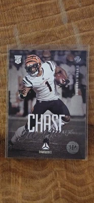 2021 Panini Chronicles - Luminance Update Rookies Ja'Marr Chase #212 (RC) - Image 1 of 2
