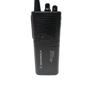 Motorola Sport 10X UHF GMRS Radio Talkabout Odległość BEZ WATTERY! - Zdjęcie 1 z 11