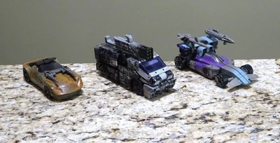 Transformers War for Cybertron Sparkless Bot, Deseeus Drone, Mirage, Complete - Image 1 of 3