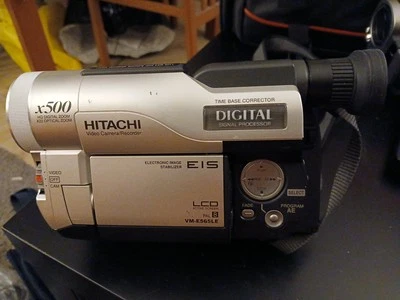 vecchia telecamera vintage - HITACHI VM-E565LE  - Photo 1/4