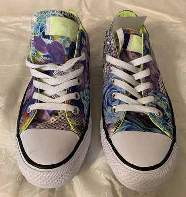 Converse Blue Purple Rose Digital Flowers Sneakers Shoes Womans 8 New 553297F - Image 1 of 4