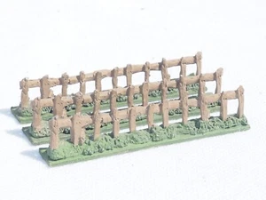 10-15 MM MASSSTAB ZAUNABSCHNITTE X 3. BEMALT. Blau 1184 - Bild 1 von 2