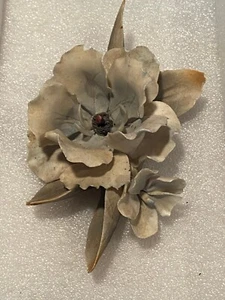 Escultura Flor Cerámica Capodimonte Dañada 5.5" *Usada con Chips* DMA - Imagen 1 de 6