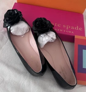 Kate Spade New York Women's Ellie Ballet Flat, size: 7 1/2 M with Leather flower - Picture 1 of 3