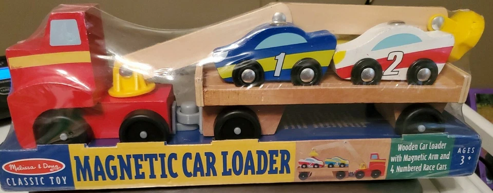 Melissa & Doug Magnetic Car Loader Wood 5pc Truck 4 Race Cars
