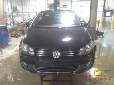 2013 Volkswagen Eos Windshield Wiper Transmission - Изображение 1 из 4