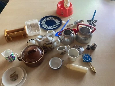 Konvolut Puppengeschirr Puppen Kinder Küche Topf Sieb Wasserkessel 70er Germany - Bild 1 von 4