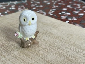 Miniature White Snow Owl Porcelain Figurine On Branch Montage Decor Brand - Picture 1 of 10