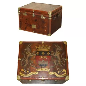 ONE OF A KIND ANTIQUE BROWN LEATHER STEAMER TRUNK WITH ARMORIAL COAT OF ARMS - Picture 1 of 23
