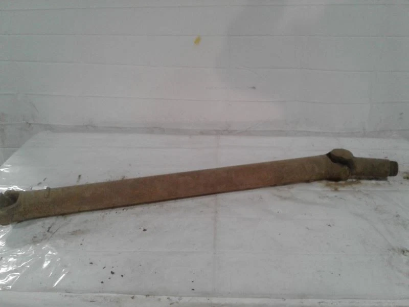 Rear Drive Shaft 2WD Rear Section 8-305 Fits 81-87 CHEVROLET 20 PICKUP 1515492 - Image 1 of 4