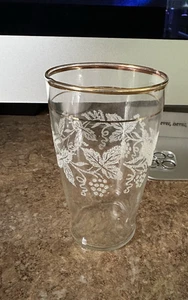 Vintage Bartlett Collins Grapeleaf Etched Glasses Gold Trim MCM 1950s 5" tall - Picture 1 of 4