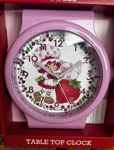 The World of Strawberry Shortcake Tabletop Clock Pink Analog Display - Picture 1 of 4