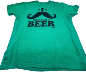 T-shirt Brew City verde grafica verde nero apribottiglie cucita LEGGI - Foto 1 di 6