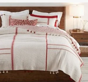Pottery Barn Nellie Pick Stitch Tassel King Bedspread Quilt Farmhouse Red Cream - Picture 1 of 10